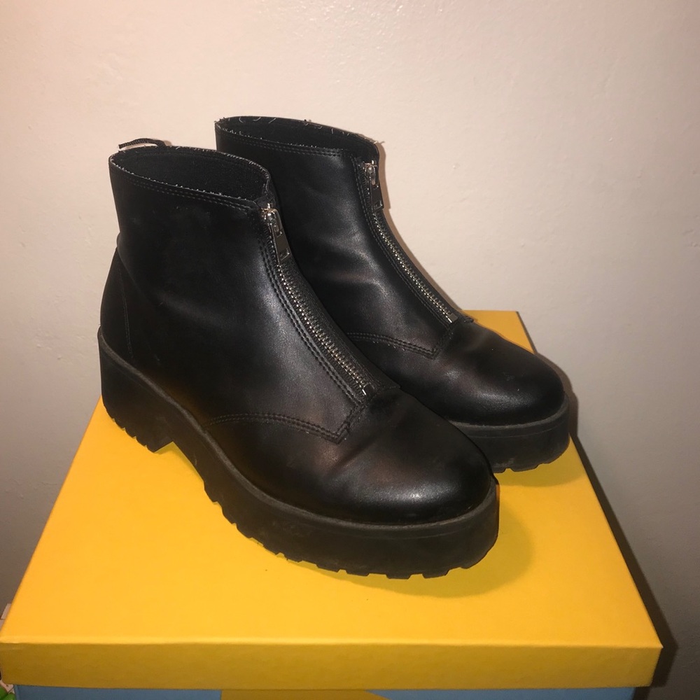Black Ankle Boots with Zipper from H&M